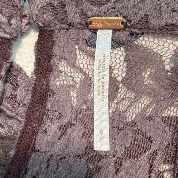 Free People Purple Sleeveless Lace Blouse - Picture 5 of 7